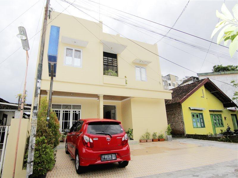 Jj House Gejayan Hotel Kejayan Buitenkant foto