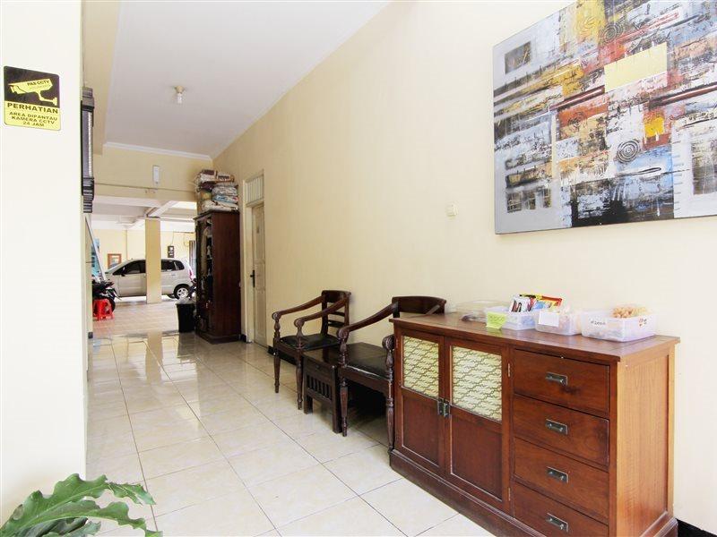 Jj House Gejayan Hotel Kejayan Buitenkant foto