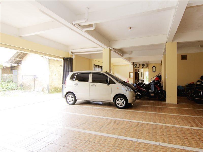 Jj House Gejayan Hotel Kejayan Buitenkant foto