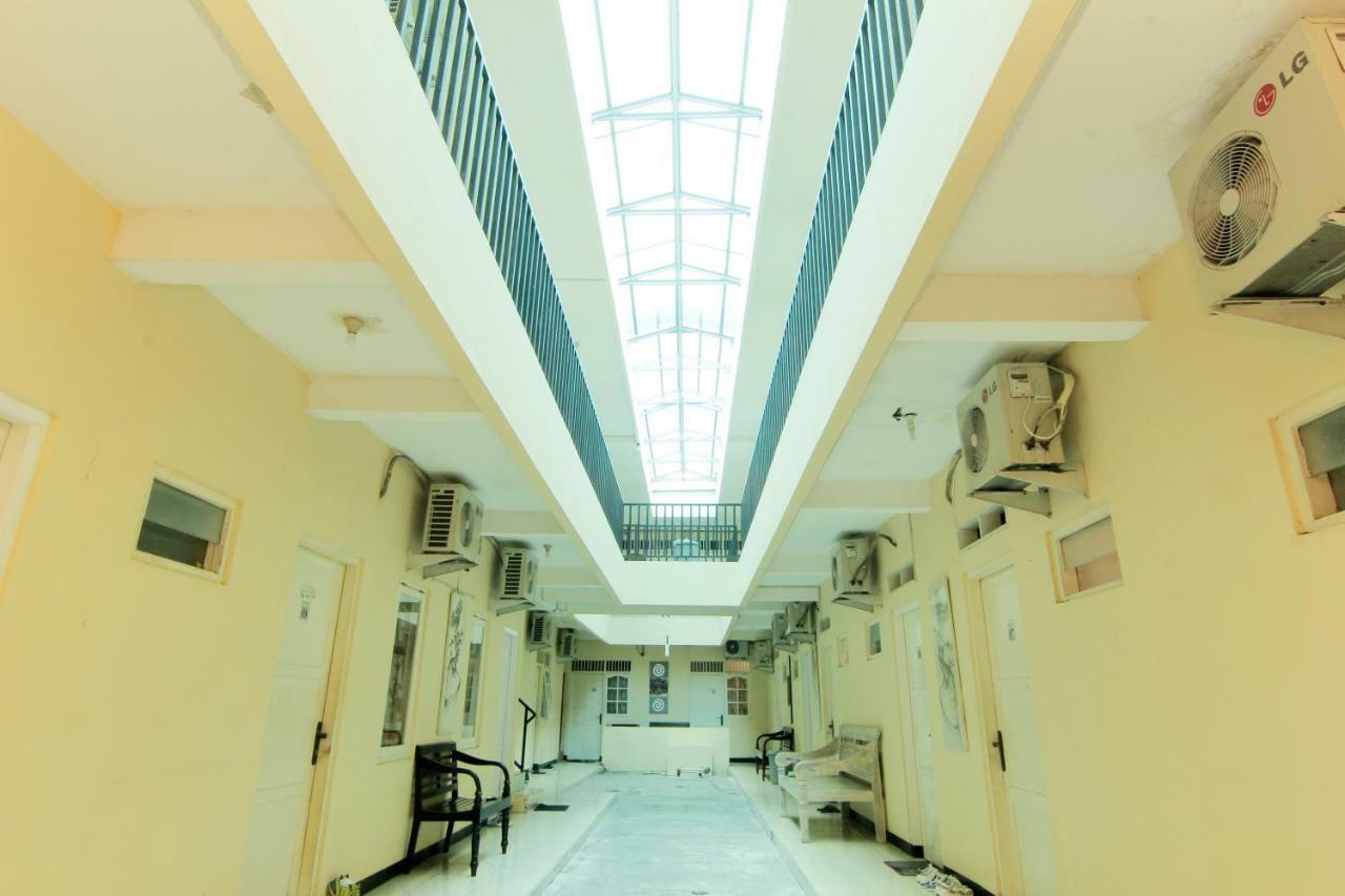 Jj House Gejayan Hotel Kejayan Buitenkant foto