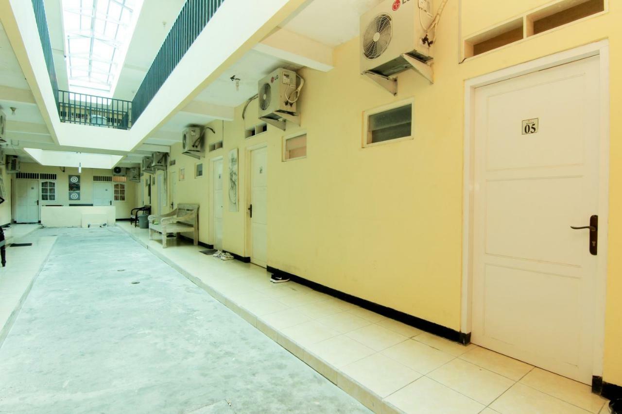 Jj House Gejayan Hotel Kejayan Buitenkant foto